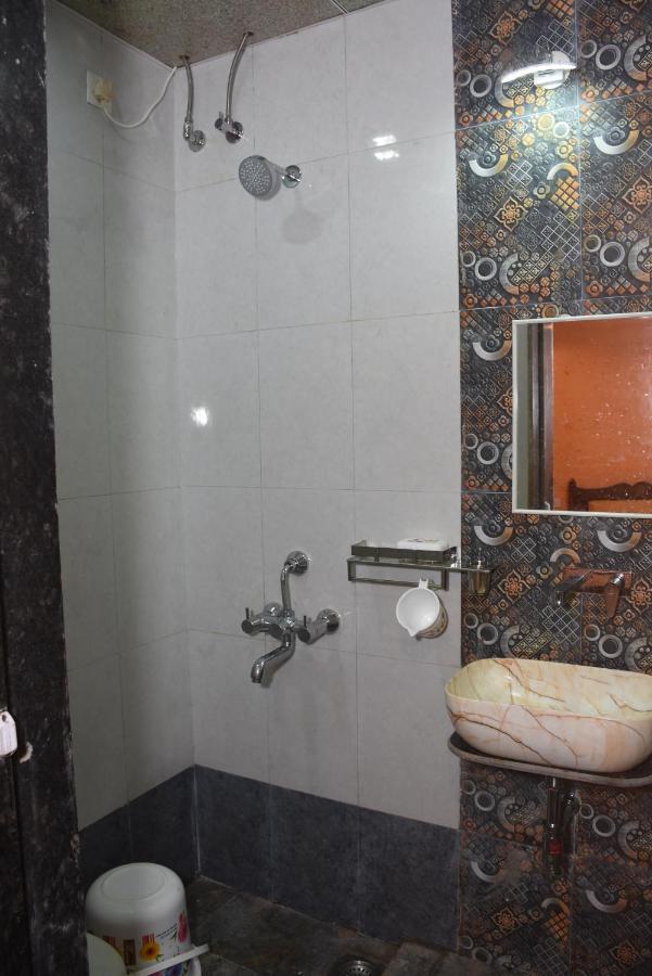 Amee'S Retreat Otel Diveāgar Dış mekan fotoğraf